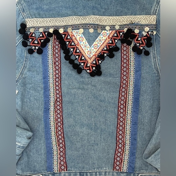 NWOT! Boho Boom Boom Jean Jacket - Picture 6 of 8